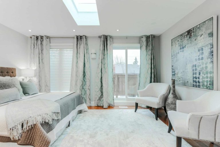 Bina Rumah Kecil Tanpa Stress! 8 Tip Rahsia Elak Bajet Meletup 200% – Jangan Biar Projek RM50k Jadi RM100k! | RumahHQ 3 rumahhq kontraktor bina ubahsuai rumah unsplash8 17